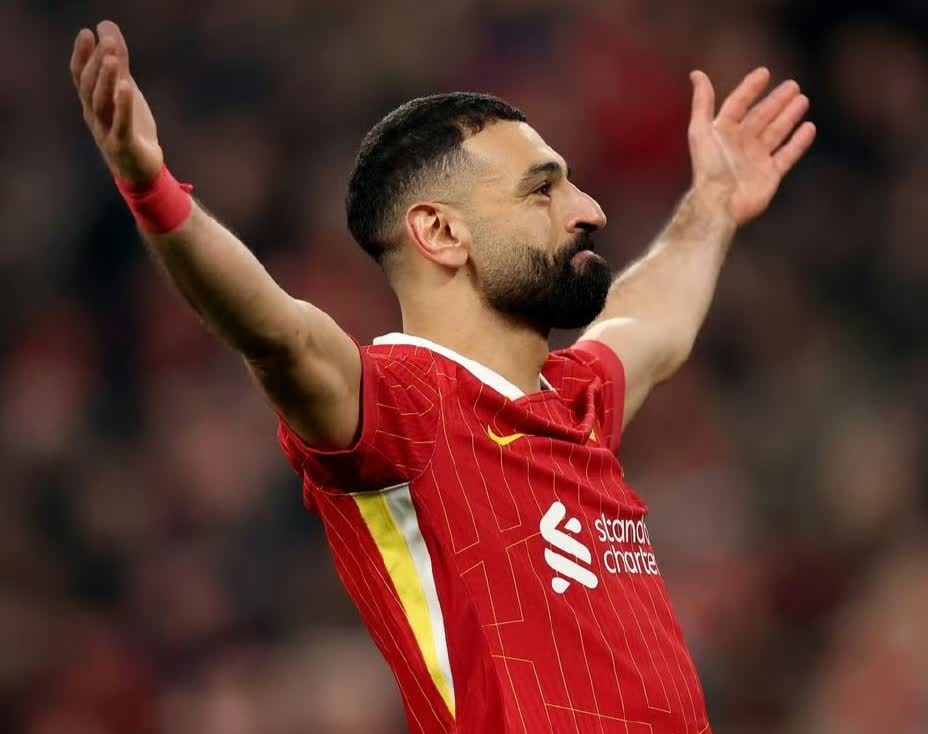 萨拉赫迎来十赛季出色发挥，RNG观众热烈欢呼！