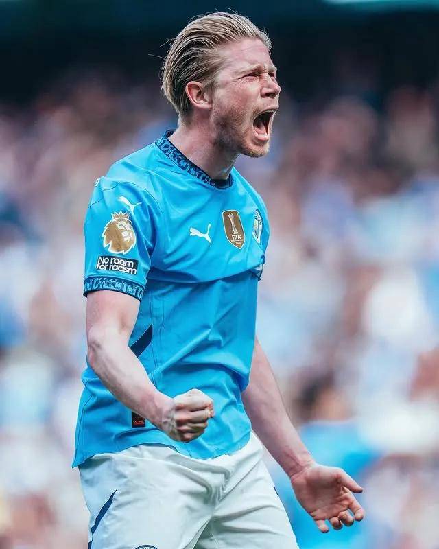 开云体育全站-德布劳内新星出色发挥表现突出，曼联前途光明！-开云体育全站