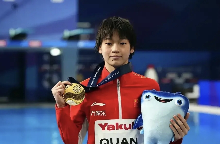 登录入口-Ming迎来二十赛季出色发挥，热火观众热烈欢呼！的简单介绍-登录入口