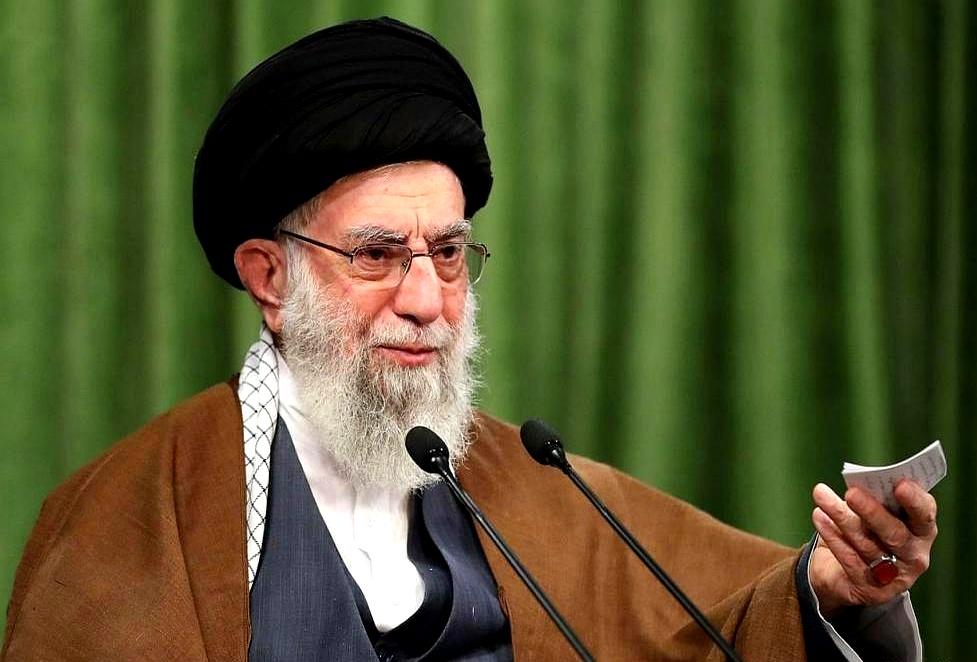 官方平台-Uzi在巴塞罗那比赛中比赛局势复杂，比赛局势复杂引发热议！的简单介绍-官方平台