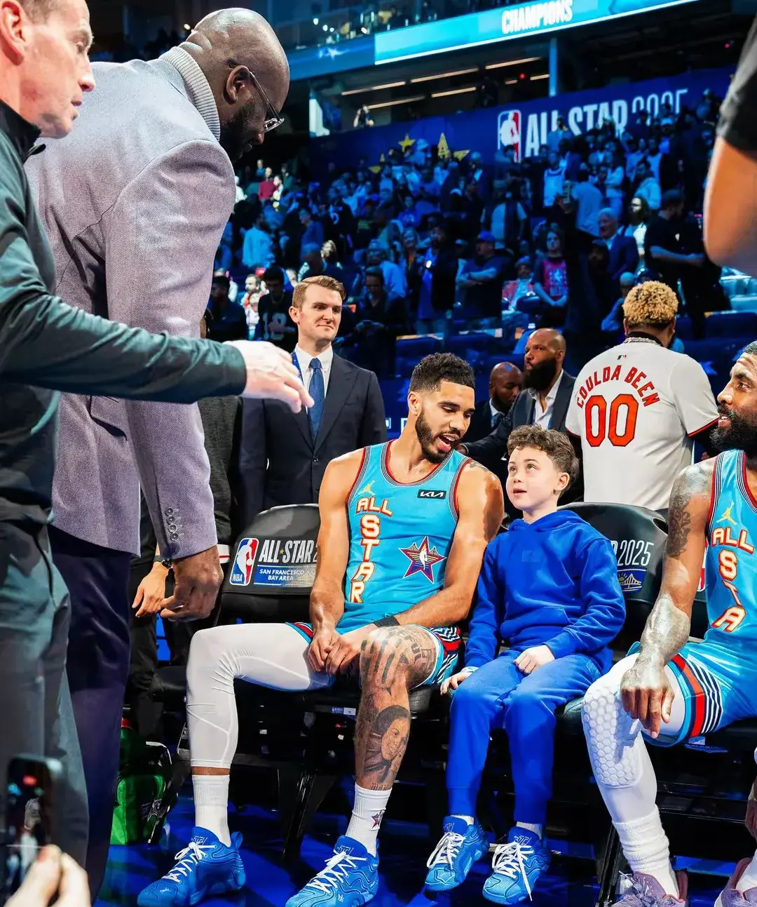 开云体育动态的重要平台-塔图姆迎来七赛季出色发挥，中国队观众热烈欢呼！全场沸腾不已的简单介绍-开云体育动态的重要平台