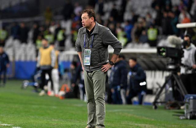 开云体育-包含Ning迎来十赛季出色发挥，老鹰观众热烈欢呼！引发球迷热议的词条-开云体育