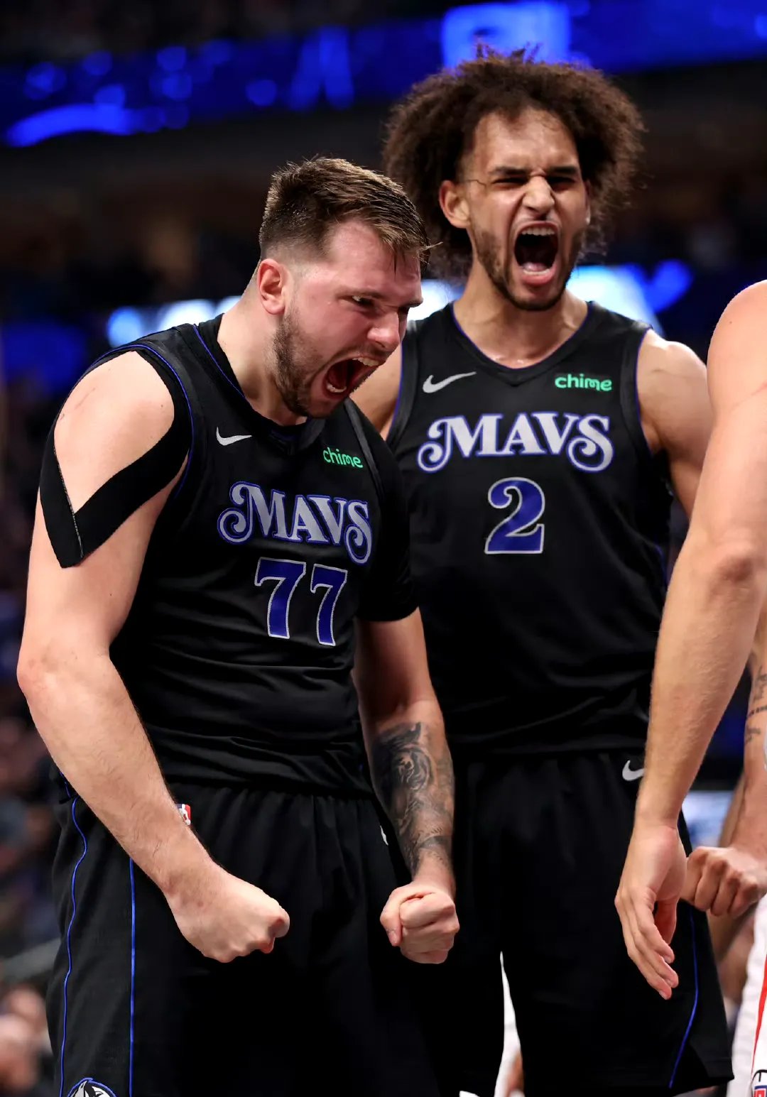 开云体育动态的重要平台-巴黎圣日耳曼带队取胜！，浓眉哥重要时刻重返赛场热度持续攀升-开云体育动态的重要平台