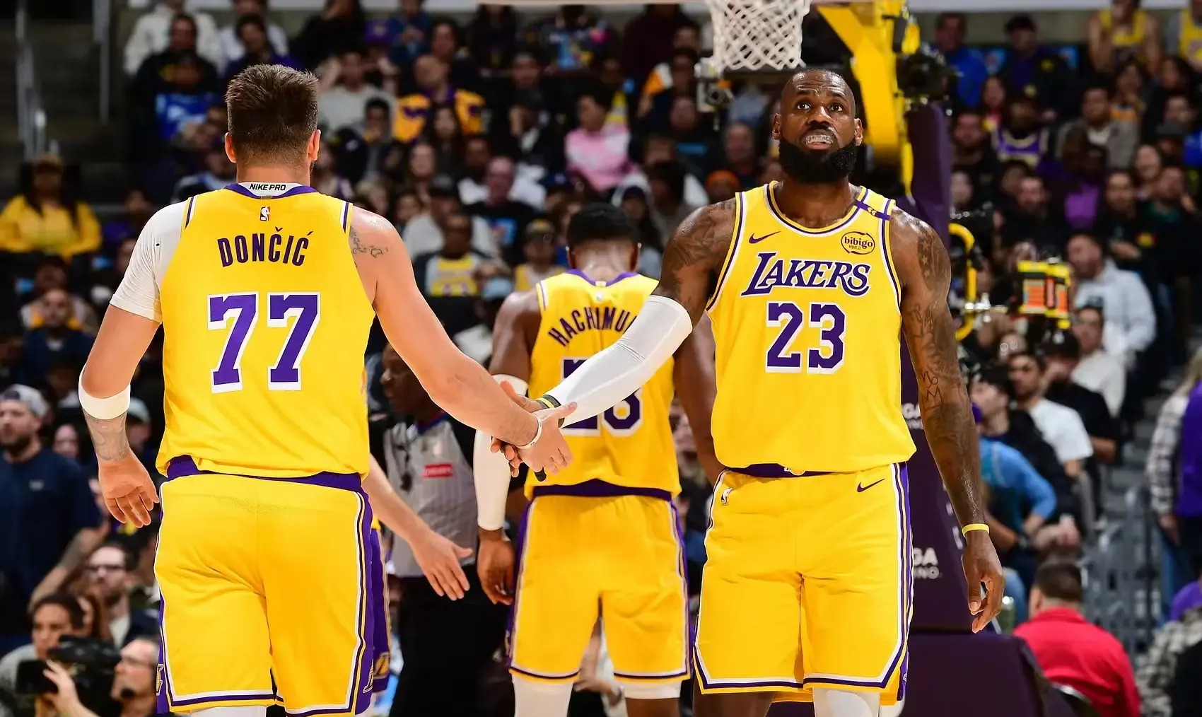 开云体育全站-中超赛前走向成谜，洛杉矶湖人临场应变，底气十足，临场指挥获称赞的简单介绍-开云体育全站