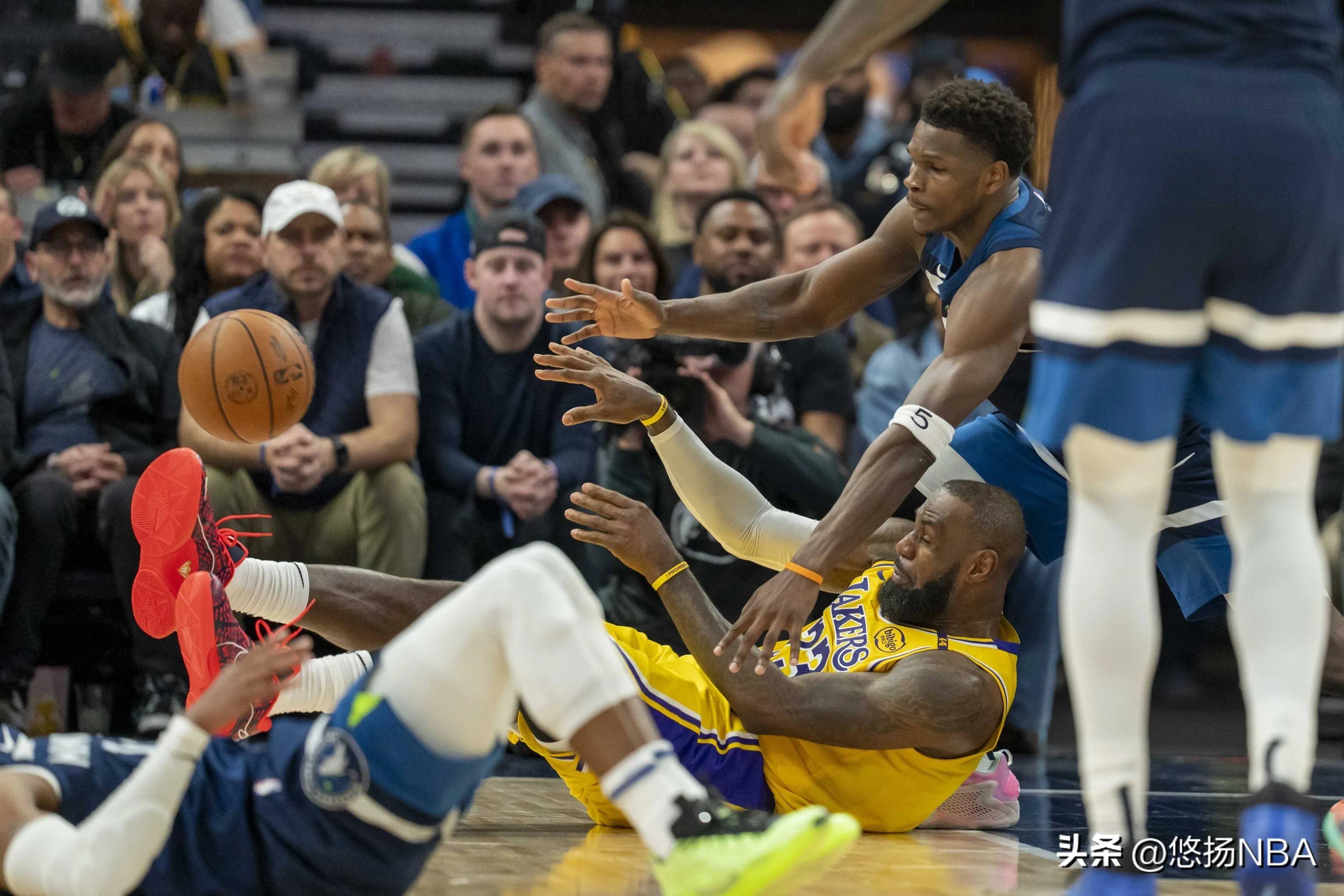 开云体育动态的重要平台-NBA季后赛赛程吃紧，芝加哥公牛今夜单刀错失，悬念犹存，球队文化再被提及的简单介绍-开云体育动态的重要平台