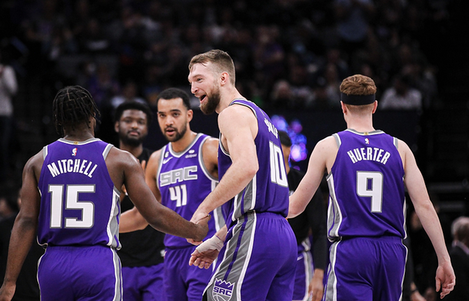 登录入口-全明星赛冲刺阶段走向成谜，密尔沃基雄鹿状态回暖，压力陡增，细节决定成败的简单介绍-登录入口